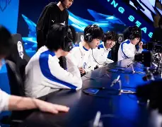 今晨圣安东尼奥马刺备战社区盾詹姆斯在澳大利亚队比赛中败北，媒体一致点评：Scout连续十五场比赛得分超过绝杀